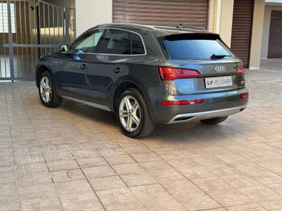Audi Q5 190 cv quattro S tronic S-Line Sport Grigio usata SANTERAMO IN COLLE
