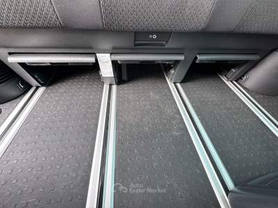 Volkswagen Multivan 4 MOTION DSG 7 POSTI SPACE TRENDLINE Nero usata Venezia