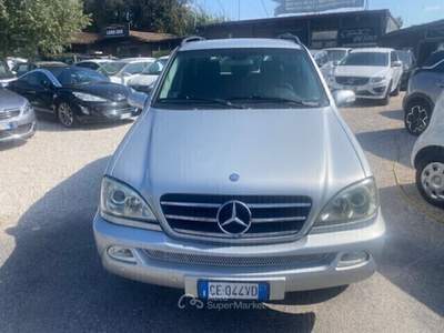 Mercedes-Benz Classe G ML 400 ML 400 turbodiesel cat CDI Argento usata Roma