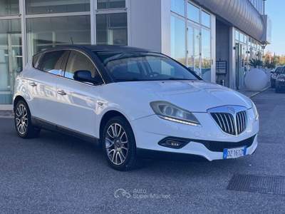 Lancia Delta 1.6 MJT DPF Platino Bianco usata Savignano sul Rubicone