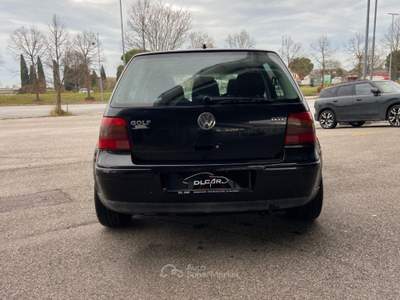 Volkswagen Golf 1.8 Turbo 20V 5p. GTI GPL  Nero usata Savignano sul Rubicone