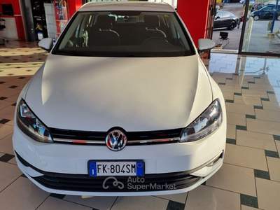 Volkswagen Golf 5p. Trendline BlueMotion Technology Bianco usata Bisceglie