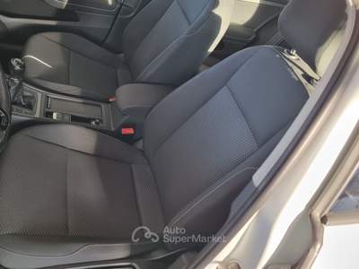Volkswagen Golf 5p. Trendline BlueMotion Technology Bianco usata Bisceglie