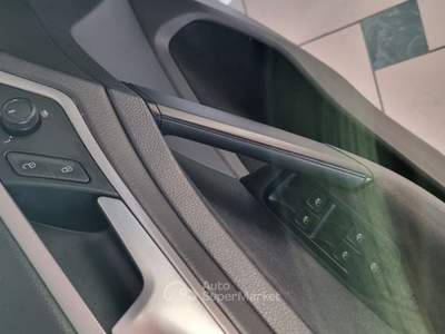 Volkswagen Golf 5p. Trendline BlueMotion Technology Bianco usata Bisceglie