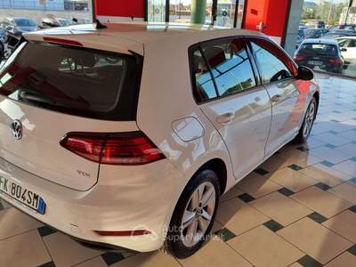 Volkswagen Golf 5p. Trendline BlueMotion Technology Bianco usata Bisceglie