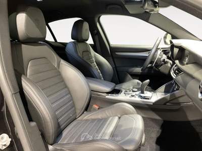 Alfa Romeo Stelvio Q4 2.2D 210CV Autom. Veloce Nero usata Ravenna