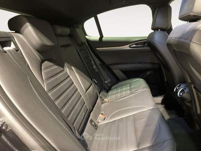Alfa Romeo Stelvio Q4 2.2D 210CV Autom. Veloce Nero usata Ravenna