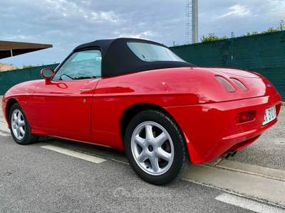 Fiat Barchetta Colore originale rosso riverniciata di recente completamente. Rosso usata MACERATA