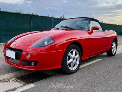 Fiat Barchetta Colore originale rosso riverniciata di recente completamente. Rosso usata MACERATA