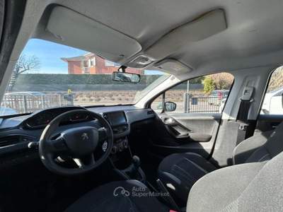 Peugeot 208 208 5p 1.4 hdi 8v Active Bianco usata Chieri