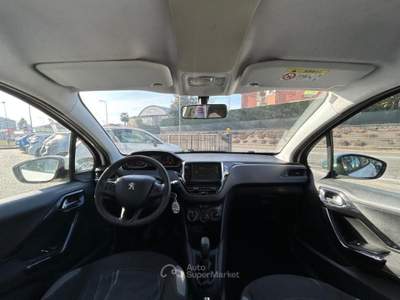 Peugeot 208 208 5p 1.4 hdi 8v Active Bianco usata Chieri