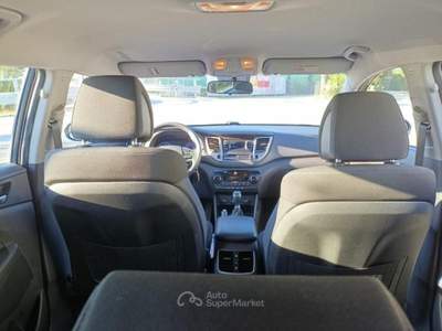 Hyundai Tucson 1.7 crdi Xpossible 2wd 115cv Grigio usata Altidona