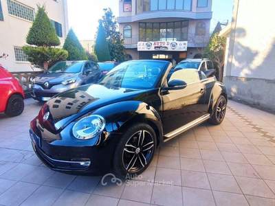 Volkswagen New Beetle 1.6 TDI 77KW Nero usata Castrovillari