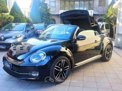 Volkswagen New Beetle 1.6 TDI 77KW Nero usata Castrovillari