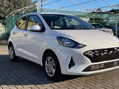 Hyundai i10 1.0 MPI Connectline Bianco usata Novara