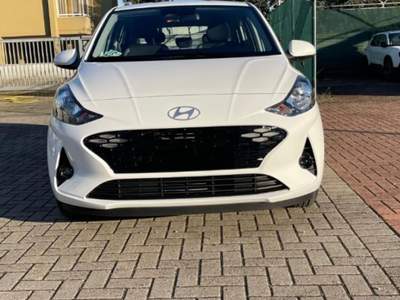 Hyundai i10 1.0 MPI Connectline Bianco usata Novara