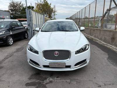 Jaguar XF XF SB 2.2d 200cv auto Bianco usata Ercolano