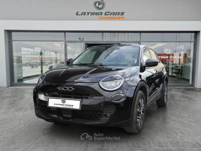 Fiat 600 1.2 hybrid 110cv auto Con CARPLAY Nero usata Latina