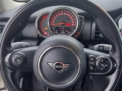 MINI One MINI ONE NEOPATENTATI BENZINA 75CV Beige usata Fontaneto d'Agogna