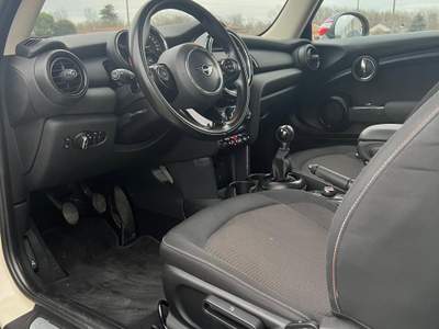 MINI One MINI ONE NEOPATENTATI BENZINA 75CV Beige usata Fontaneto d'Agogna