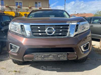 Nissan Navara Vettura pari a nuova Beige usata Venafro