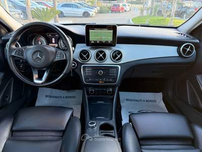 Mercedes-Benz GLA d Automatic Sport Premium Tetto Apribile Grigio usata Mesagne