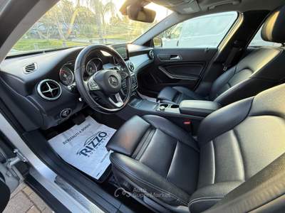 Mercedes-Benz GLA d Automatic Sport Premium Tetto Apribile Grigio usata Mesagne