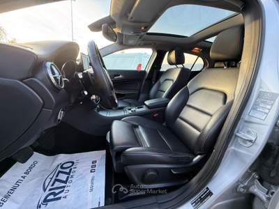 Mercedes-Benz GLA d Automatic Sport Premium Tetto Apribile Grigio usata Mesagne