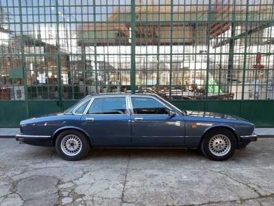 Jaguar XJ XJ6 3.6 Sovereign (XJ40) – 1988 Blu/Azzurro usata Pianezza