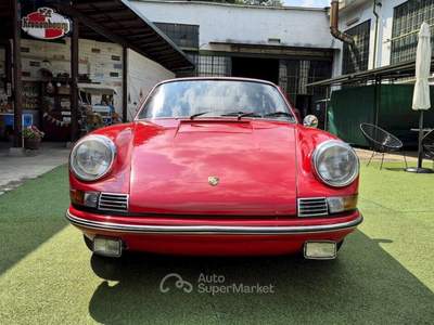 Porsche 911 2.4 T Coupè “Ölklappe” – 1972 Rosso usata Pianezza