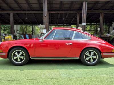 Porsche 911 2.4 T Coupè “Ölklappe” – 1972 Rosso usata Pianezza
