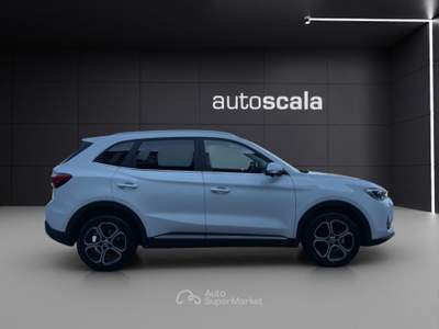 MG ZS 1.5 Comfort Ice Bianco usata Napoli