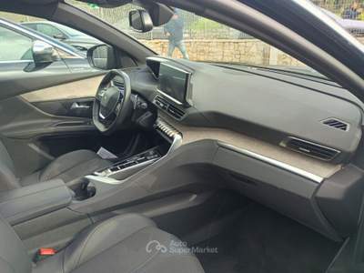 Peugeot 5008 1.5 BlueHDi 130cv EAT8 Active Pack Nero usata Monopoli