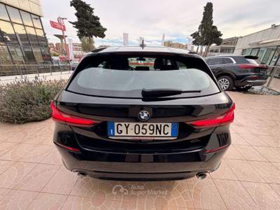 BMW Serie 1 118d 118 Serie 1 F40 118d Sport Line auto NEOPATENTATI Nero usata Pomezia