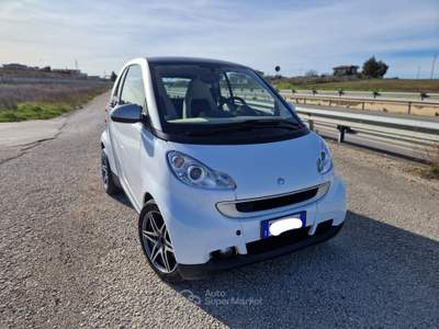 Smart ForTwo 52 kW coupé passion Bianco usata Gravina in Puglia
