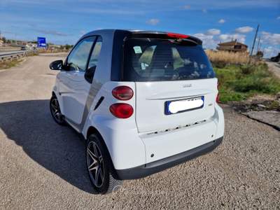 Smart ForTwo 52 kW coupé passion Bianco usata Gravina in Puglia