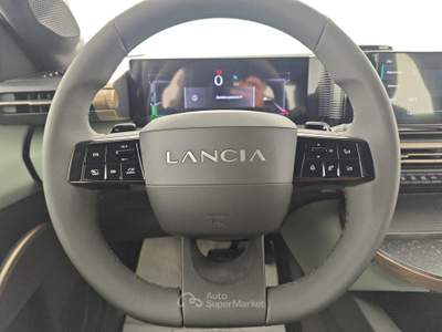 Lancia Ypsilon 1.2 mhev e-dct -** Bianco usata Ciampino