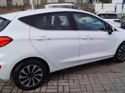 Ford Fiesta 1.1 75 CV 5 porte Titanium Apple car e android Bianco usata Roma