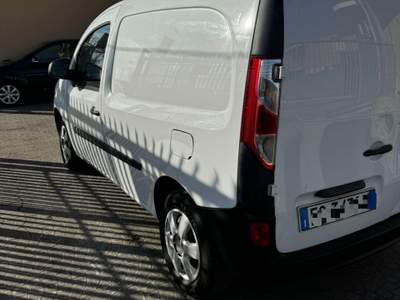 Renault Kangoo RENAULT KANGOO Bianco usata Sant'Antimo