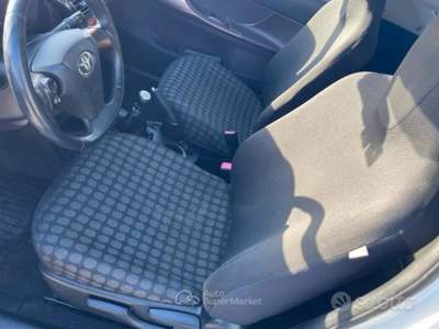 Toyota iQ 1.0 Bianco usata Genova