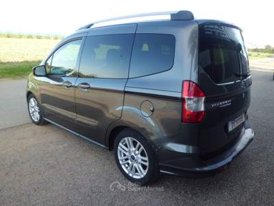 Ford Tourneo Connect Connect7 1.5 TDCi 120 CV Titanium Verde usata Marconia di Pisticci