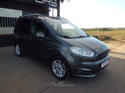 Ford Tourneo Connect Connect7 1.5 TDCi 120 CV Titanium Verde usata Marconia di Pisticci