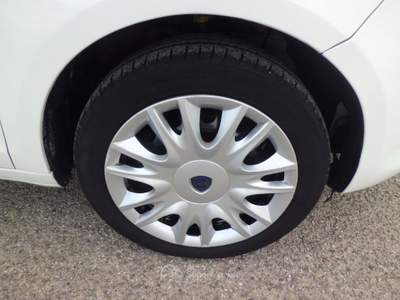 Lancia Ypsilon 16V 95 CV 5 porte S&S Platinum DISPONIBILITA' 2 PEZZI COLORE NERO Bianco usata Marconia di Pisticci