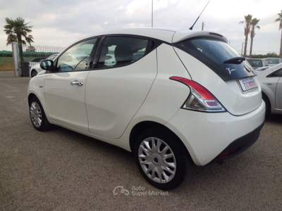 Lancia Ypsilon 16V 95 CV 5 porte S&S Platinum DISPONIBILITA' 2 PEZZI COLORE NERO Bianco usata Marconia di Pisticci