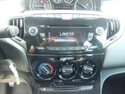 Lancia Ypsilon 16V 95 CV 5 porte S&S Platinum DISPONIBILITA' 2 PEZZI COLORE NERO Bianco usata Marconia di Pisticci
