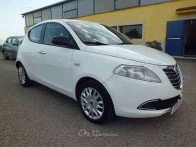 Lancia Ypsilon 16V 95 CV 5 porte S&S Platinum DISPONIBILITA' 2 PEZZI COLORE NERO Bianco usata Marconia di Pisticci