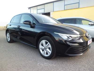 Volkswagen Golf Variant 1.5 TSI 130 CV EVO Executive BlueMotion Nero usata Marconia di Pisticci