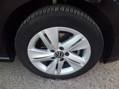 Volkswagen Golf Variant 1.5 TSI 130 CV EVO Executive BlueMotion Nero usata Marconia di Pisticci