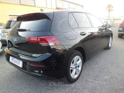 Volkswagen Golf Variant 1.5 TSI 130 CV EVO Executive BlueMotion Nero usata Marconia di Pisticci