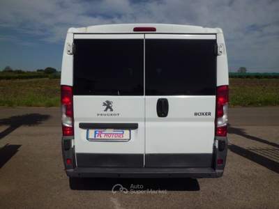 Peugeot Boxer /130CV FAP PC-TN Combi Premium-9 POSTI/POLTRONE SINGOLE CLIMA POSTERIORE Bianco usata Marconia di Pisticci